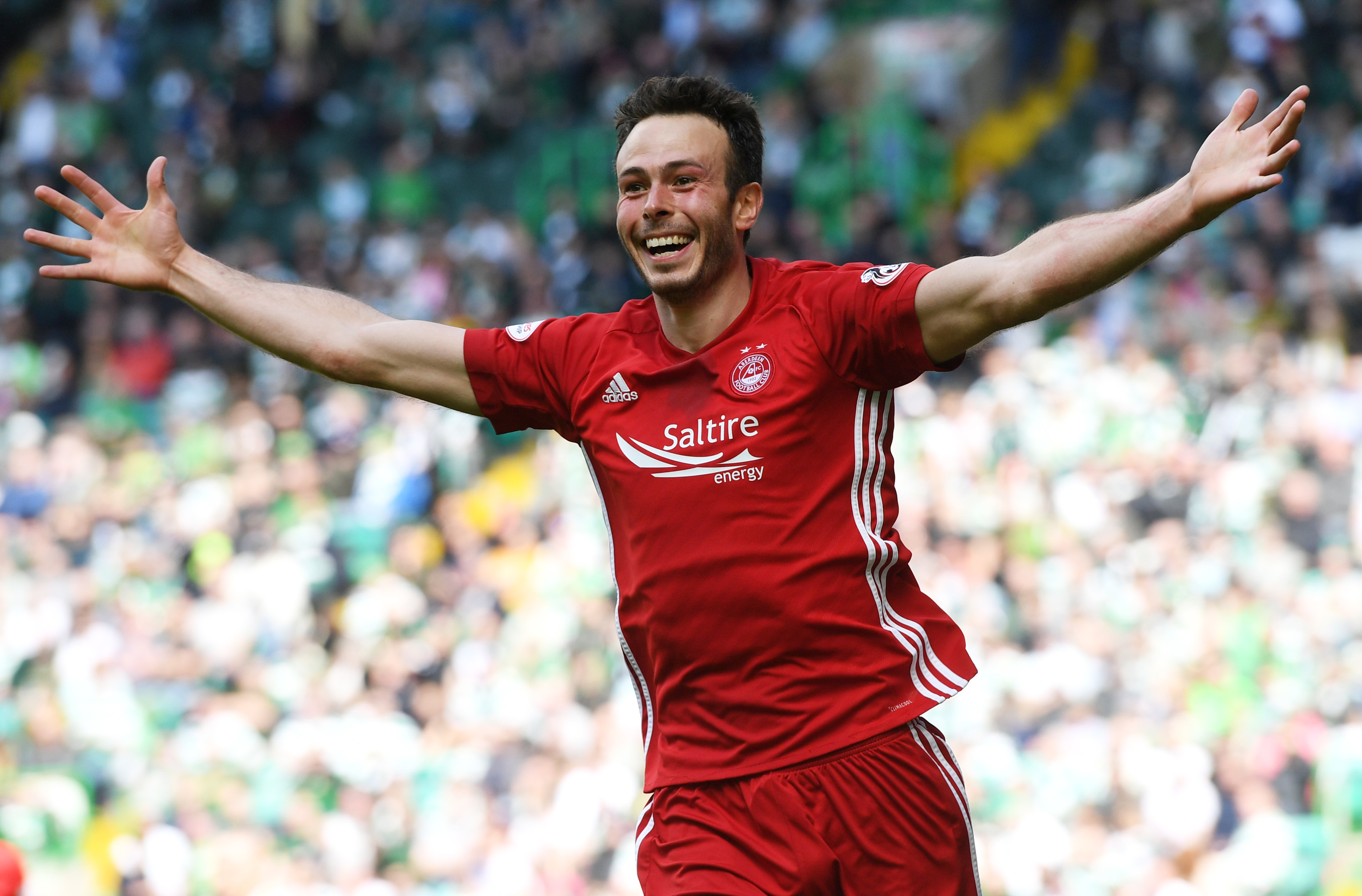 Aberdeen's Andrew Considine celebrates his goal (SNS Group / Craig Williamson)