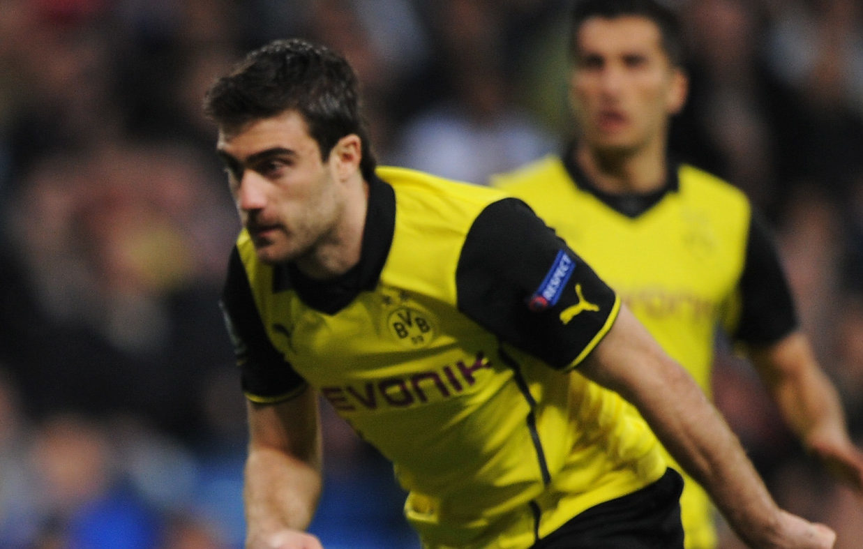 Sokratis Papastathopoulos of Borussia Dortmund   (Denis Doyle/Getty Images)