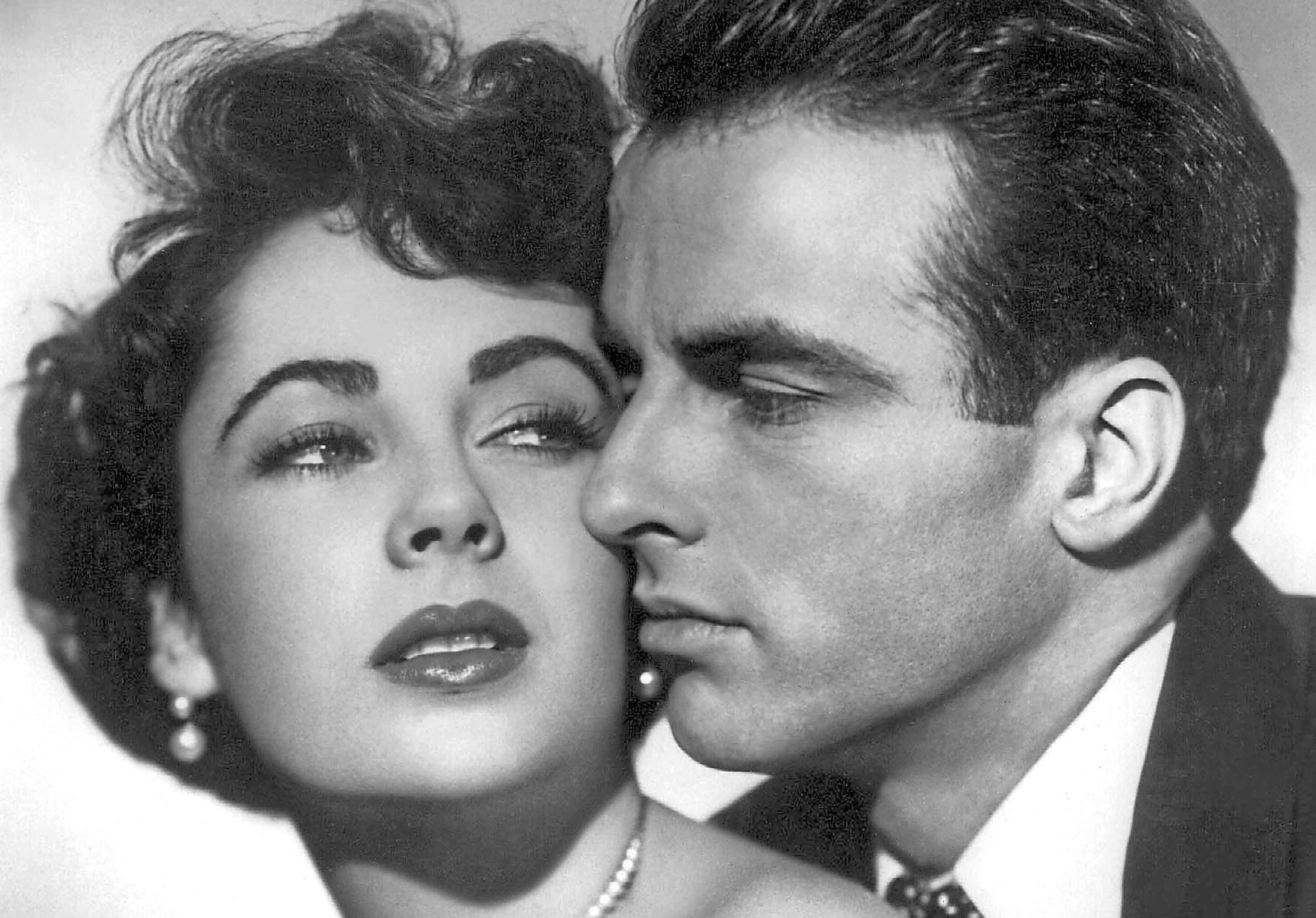 Elizabeth Taylor alongside Montgomery Clift in A Place in the Sun 
(Allstar/PARAMOUNT)