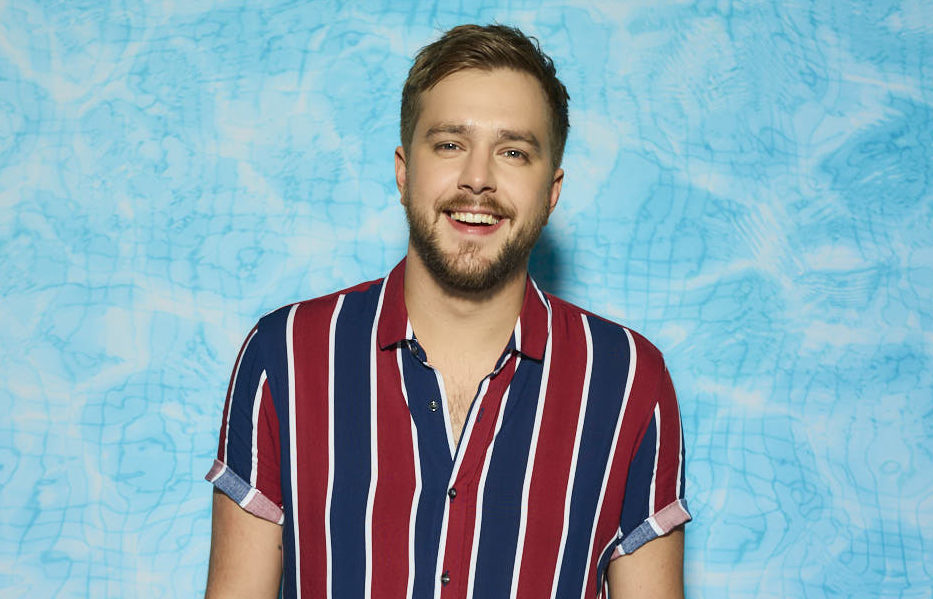 Scottish comedian Iain Stirling does the voiceover for Love Island