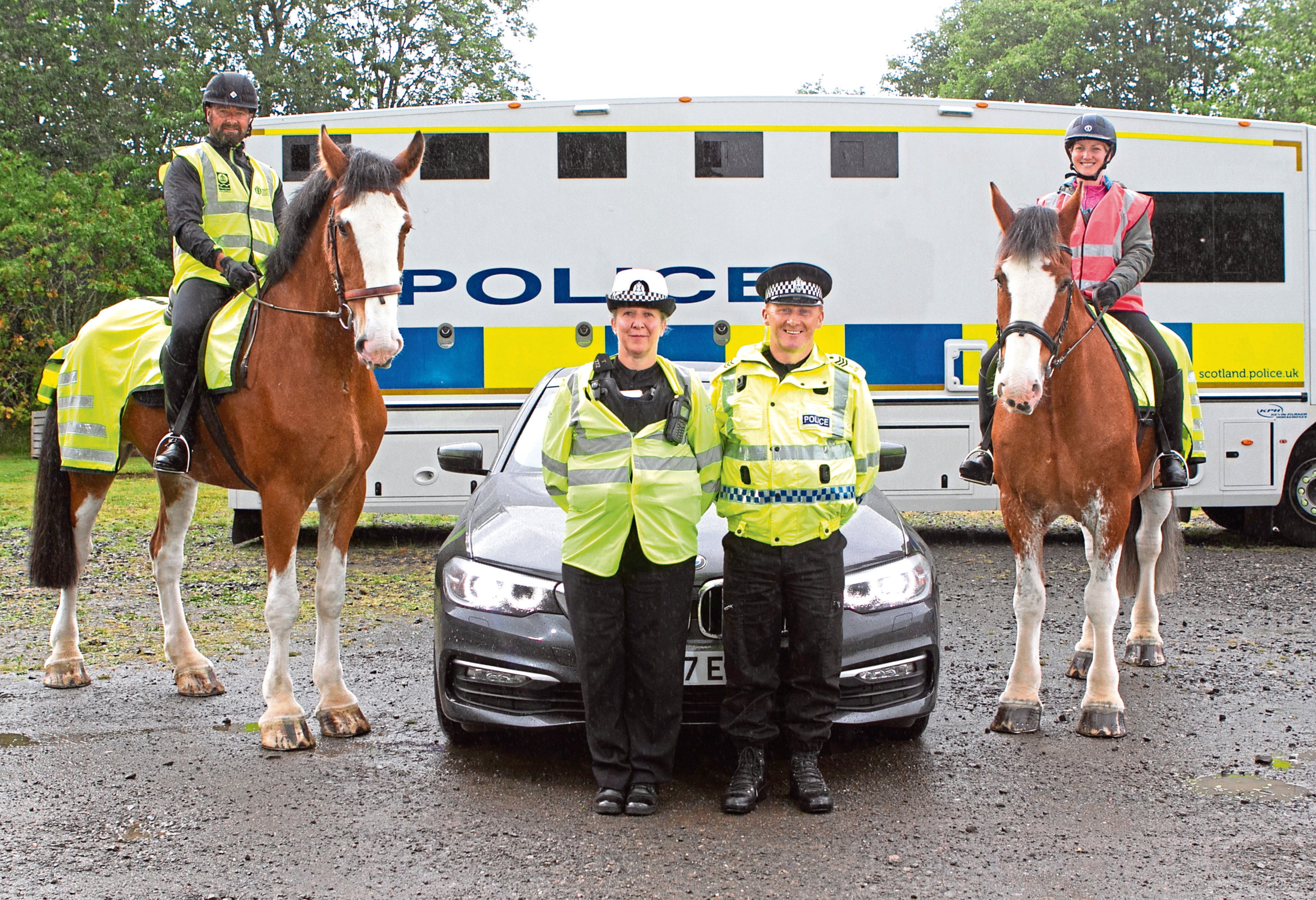 Torrance Police Scotland using unmarked officers on horse's to highlight giving space when over taking