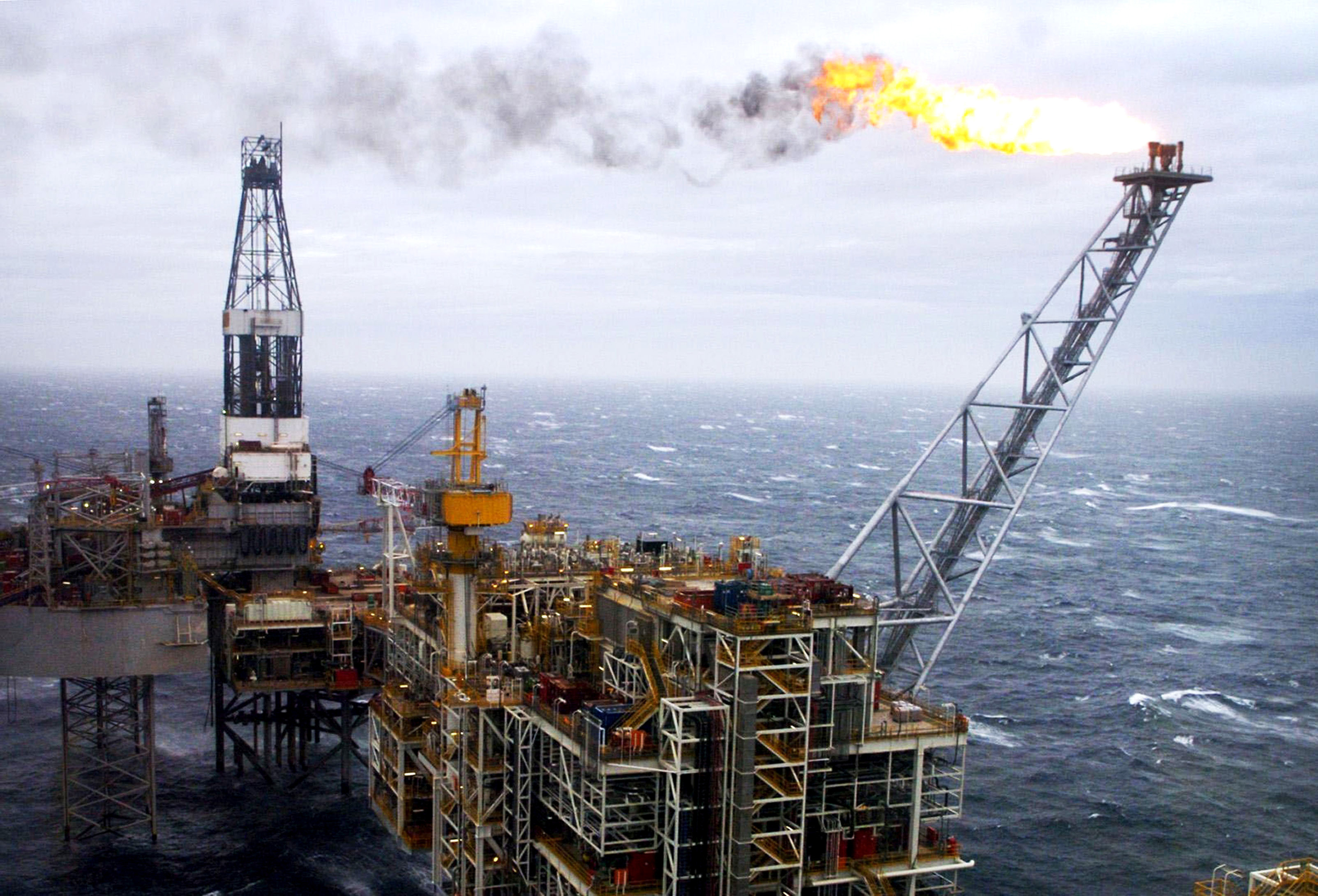 A North Sea oil rig (Danny Lawson/PA Wire)