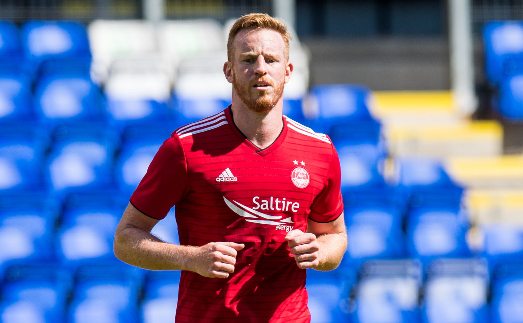 Adam Rooney in action for Aberdeen