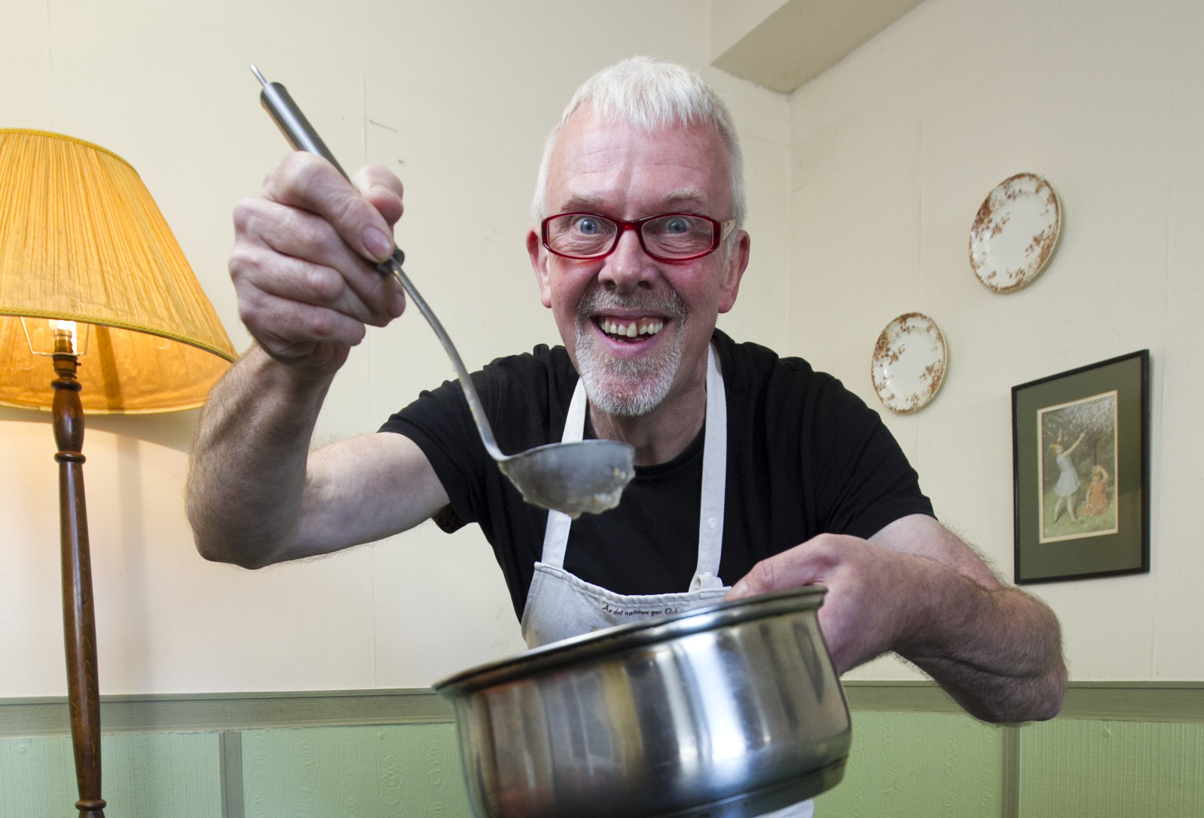 Former champion, Neal Robertson, is one of the 30 hopefuls wanting to win the 25th World Porridge Making Championships. (Andrew Cawley)