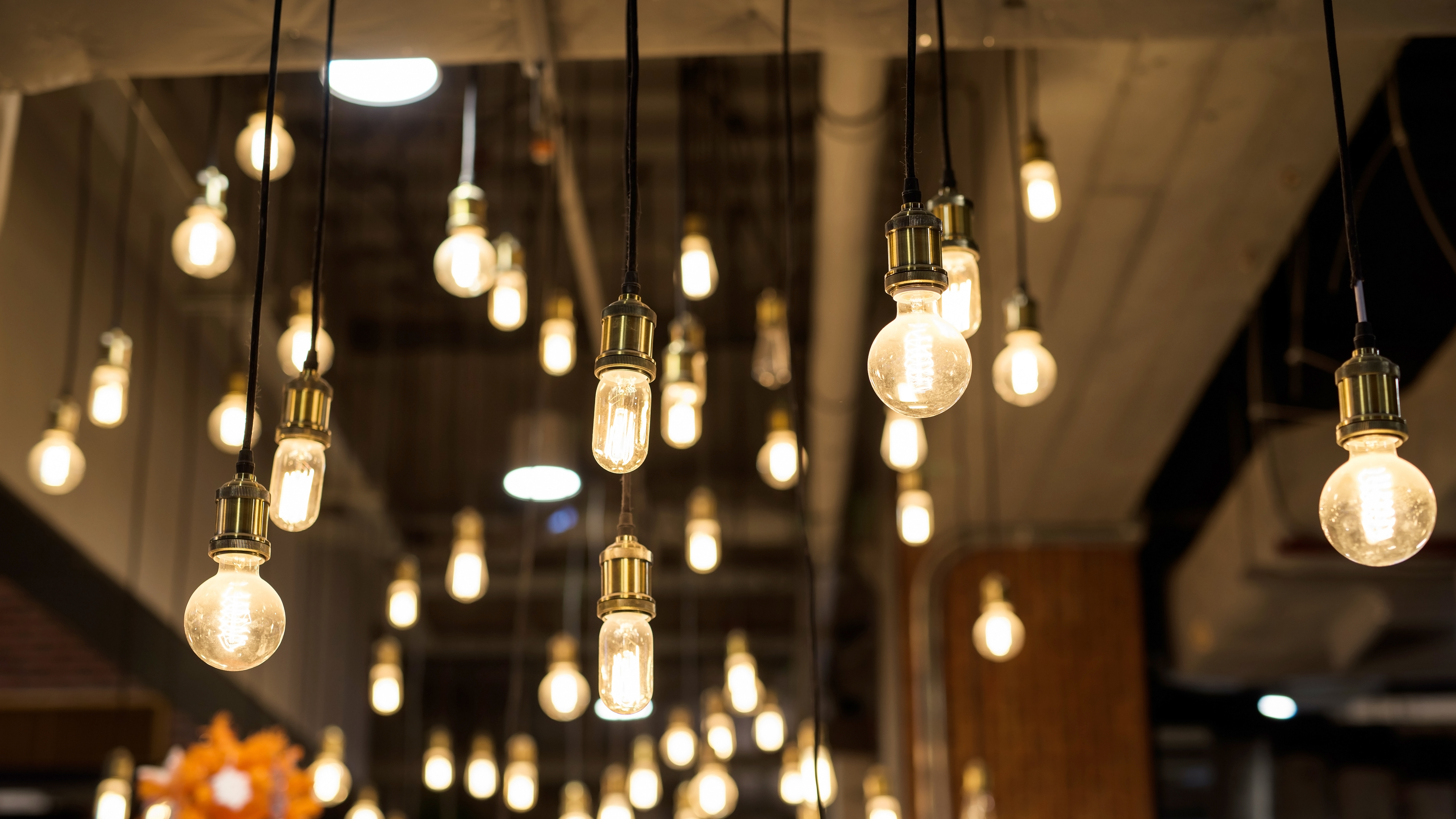 32% of Scots forget to turn lights off when they leave a room. (Getty images)