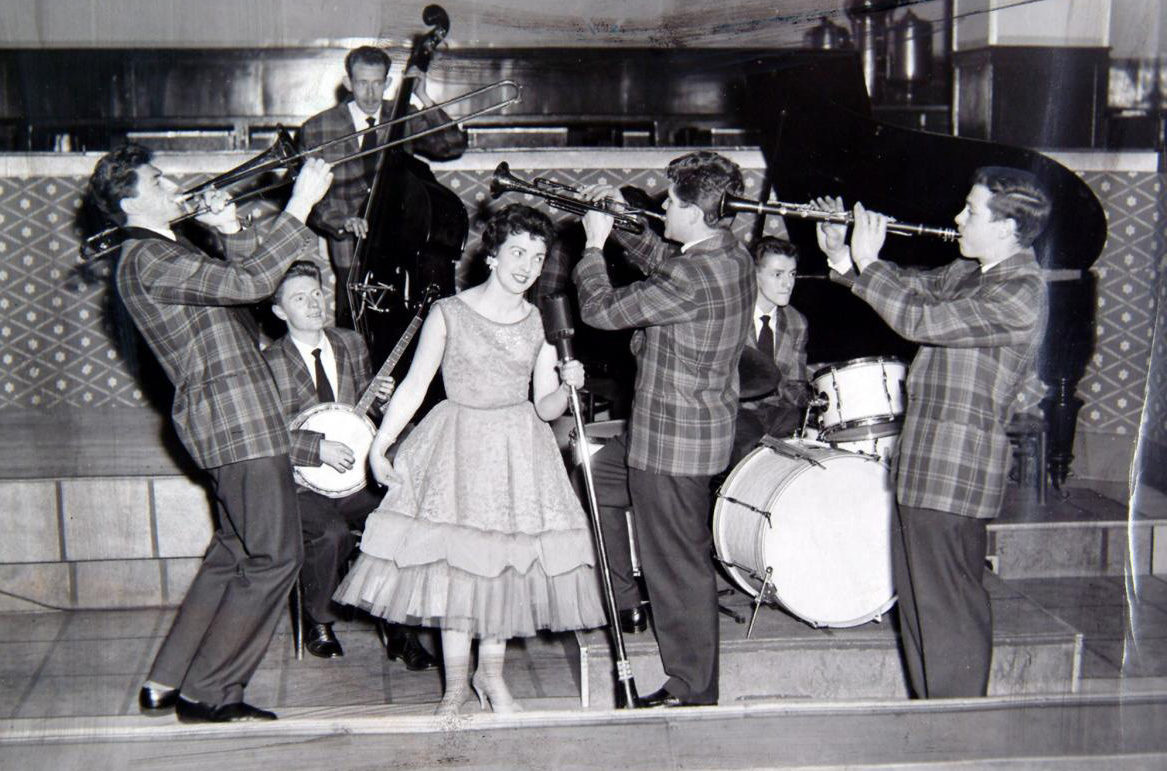 Mary McGowan and the Clyde Valley Stompers