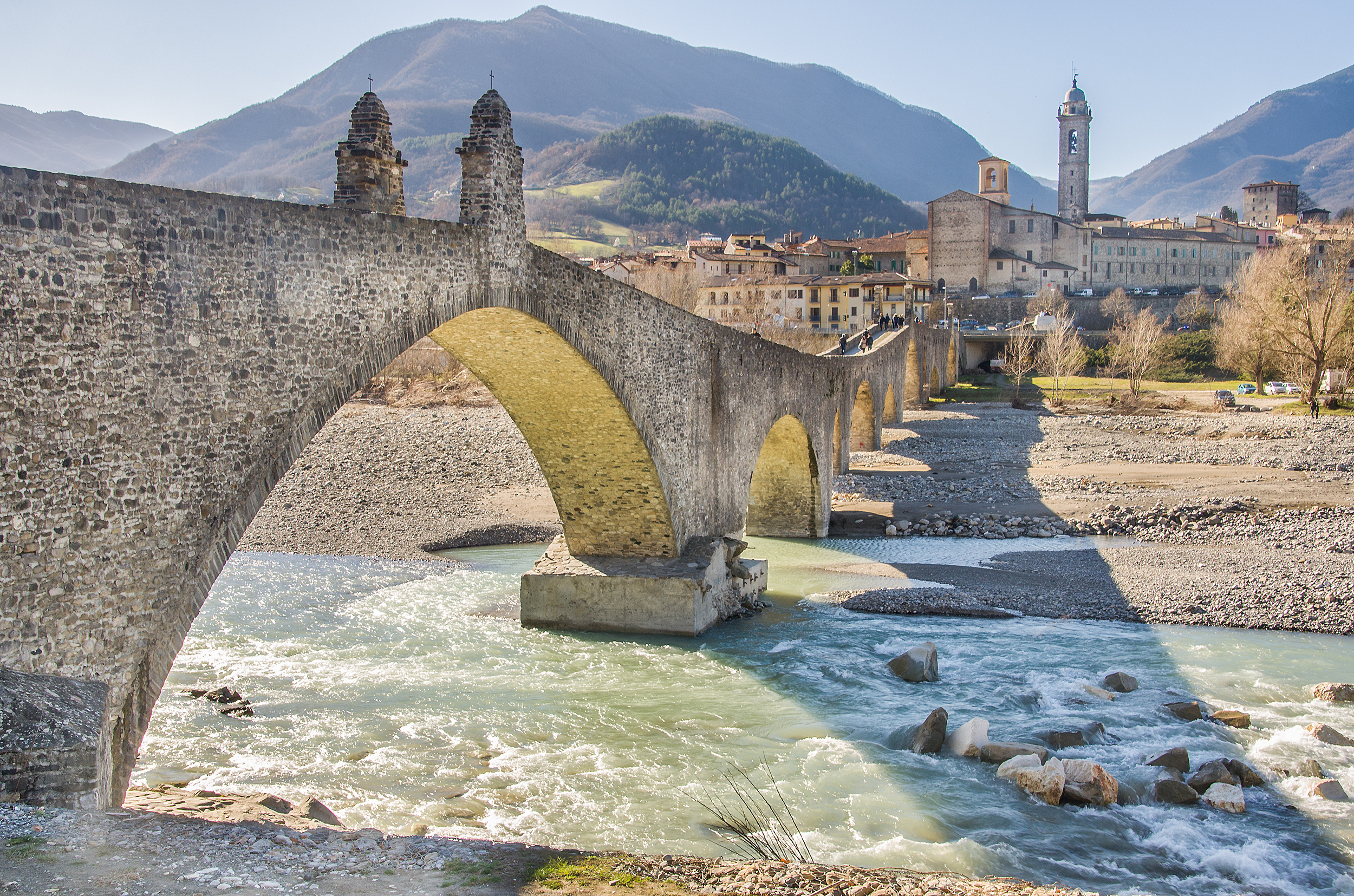 Ponte Gobbo spans the Trebbia river