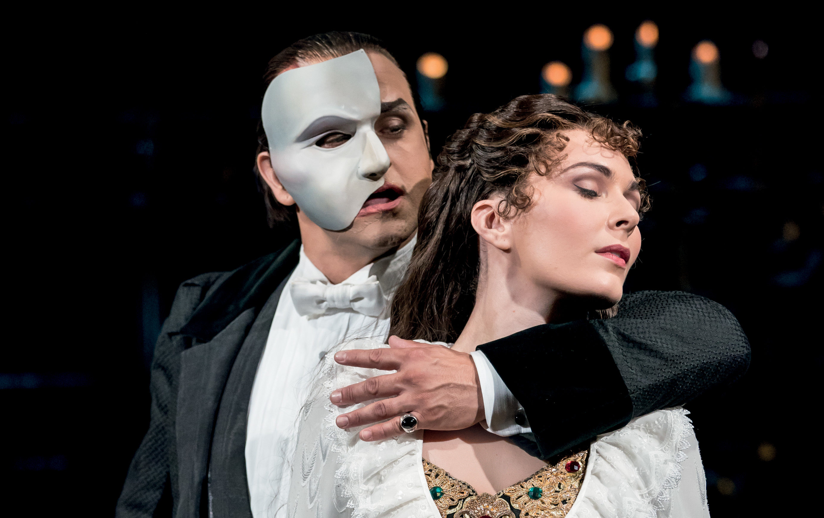 Kelly Mathieson on stage with Tim Howar in The Phantom of the Opera (Johan Persson)