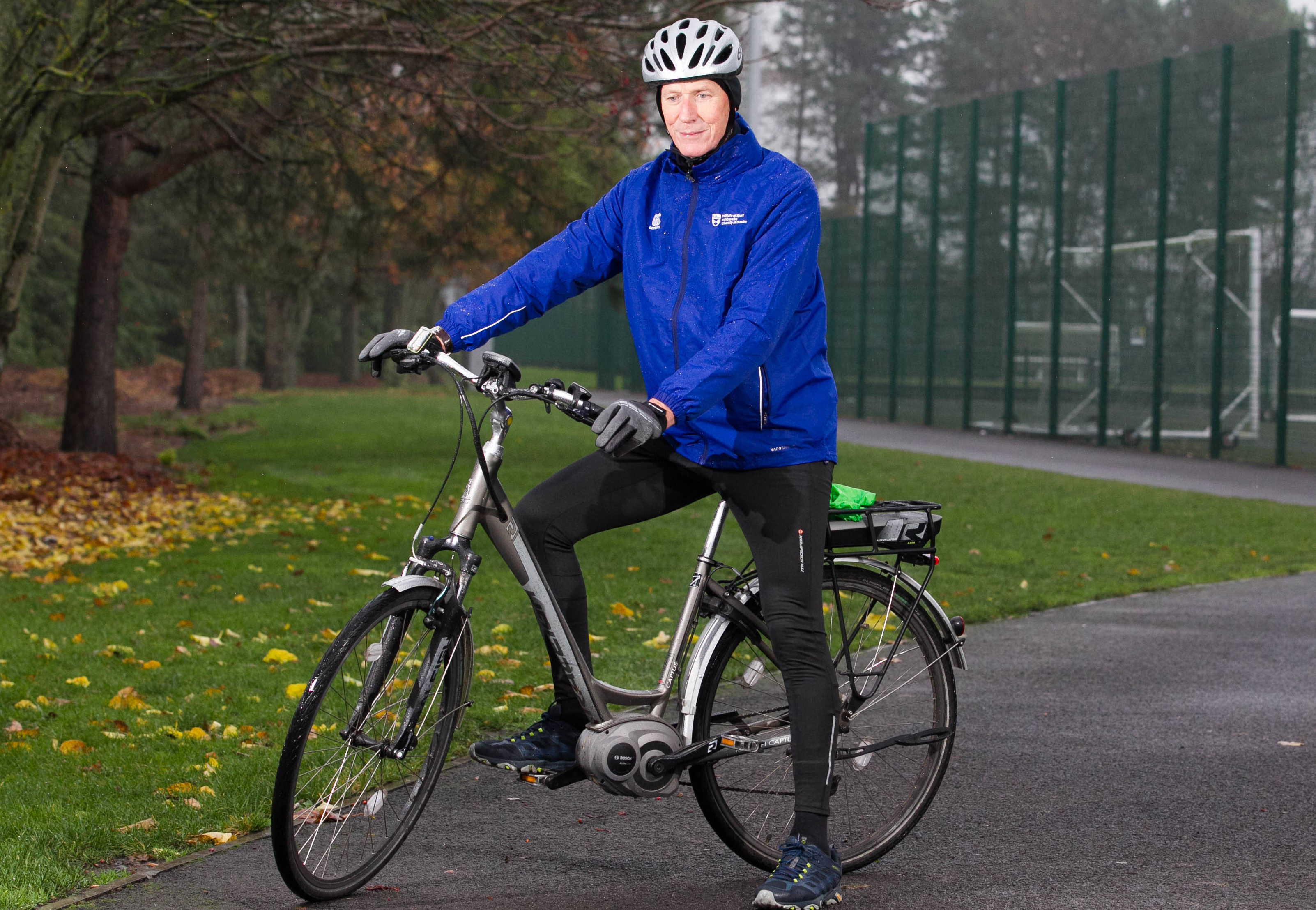 Ian Clarke gets on his bike (Chris Austin / DC Thomson)