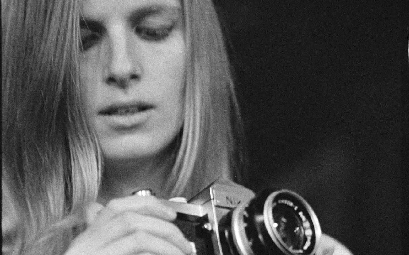 Linda McCartney taken by Eric Clapton, 1967  (© Paul McCartney)