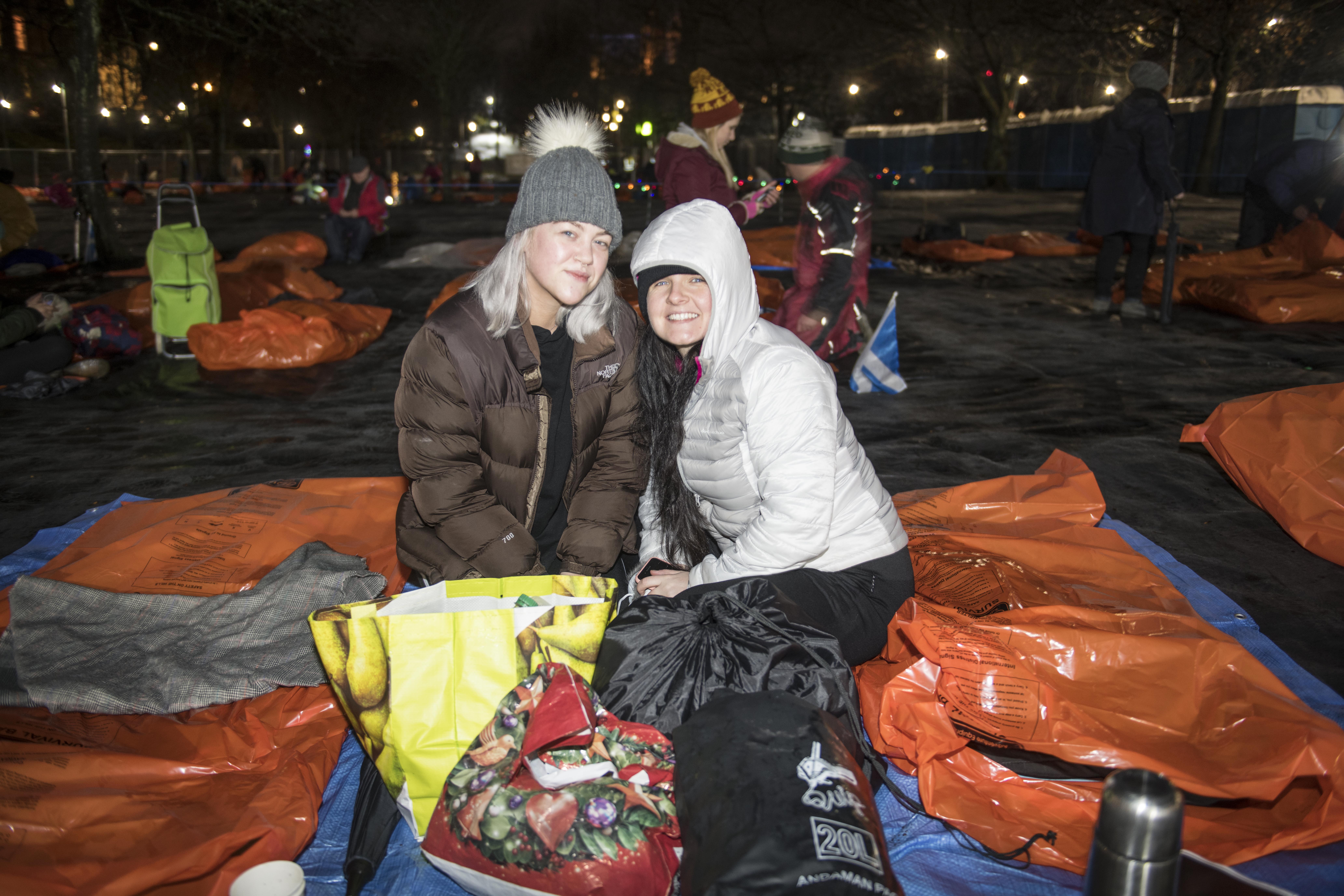 Courtney Tennent and Kate Abernethy, from Erskine, join the sleep out in Glasgow’s Kelvingrove last night (Wattie Cheung)