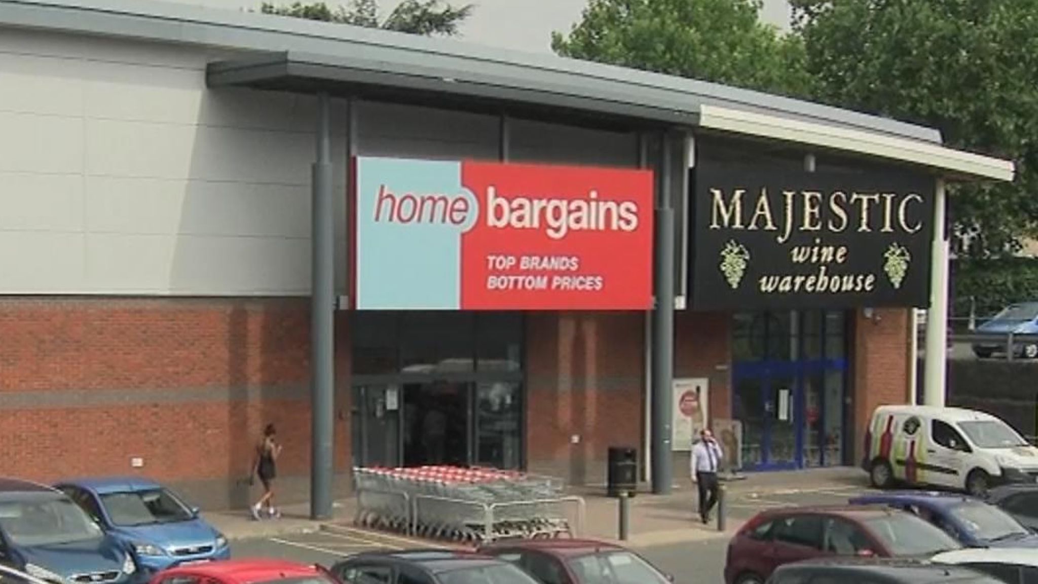 The attack is said to have happened at Home Bargains shop in Worcester.