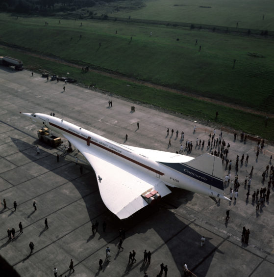 Roll-out of a pre-production Concorde, 1971