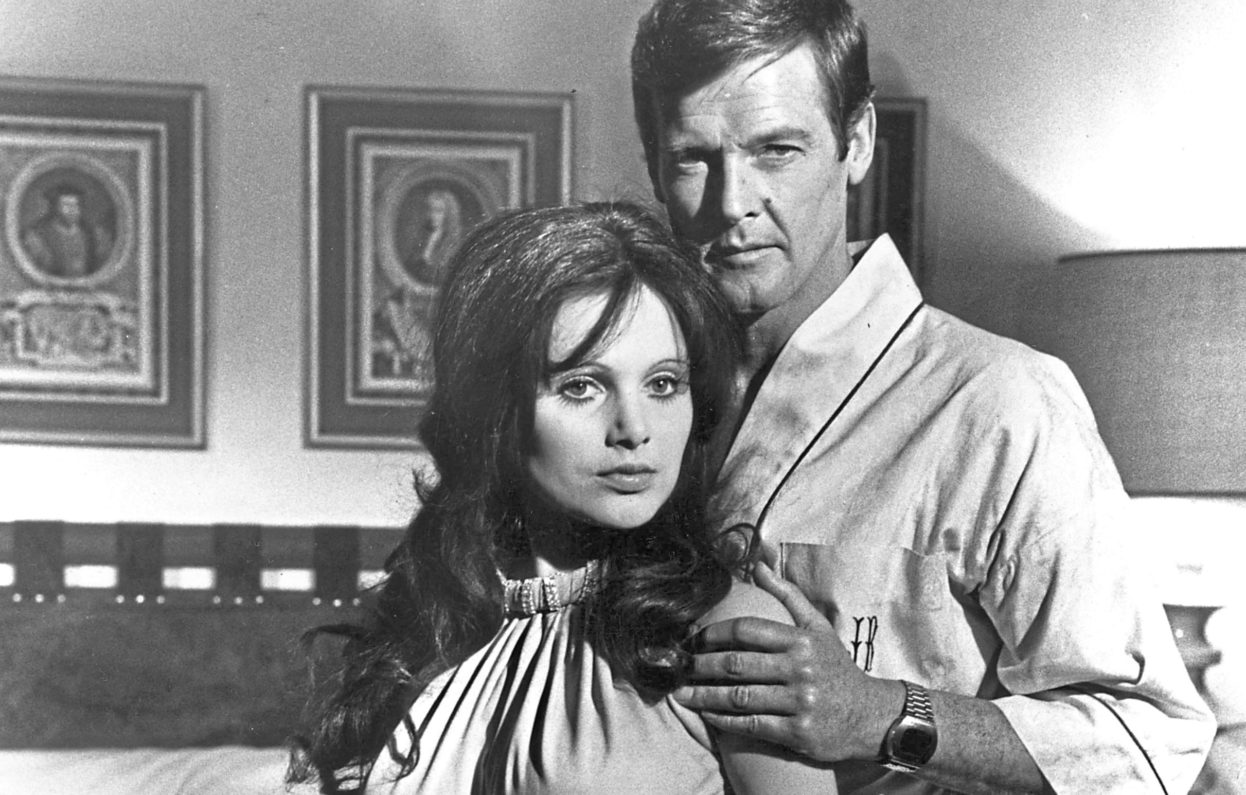 Madeline Smith and Roger Moore in Live and Let Die