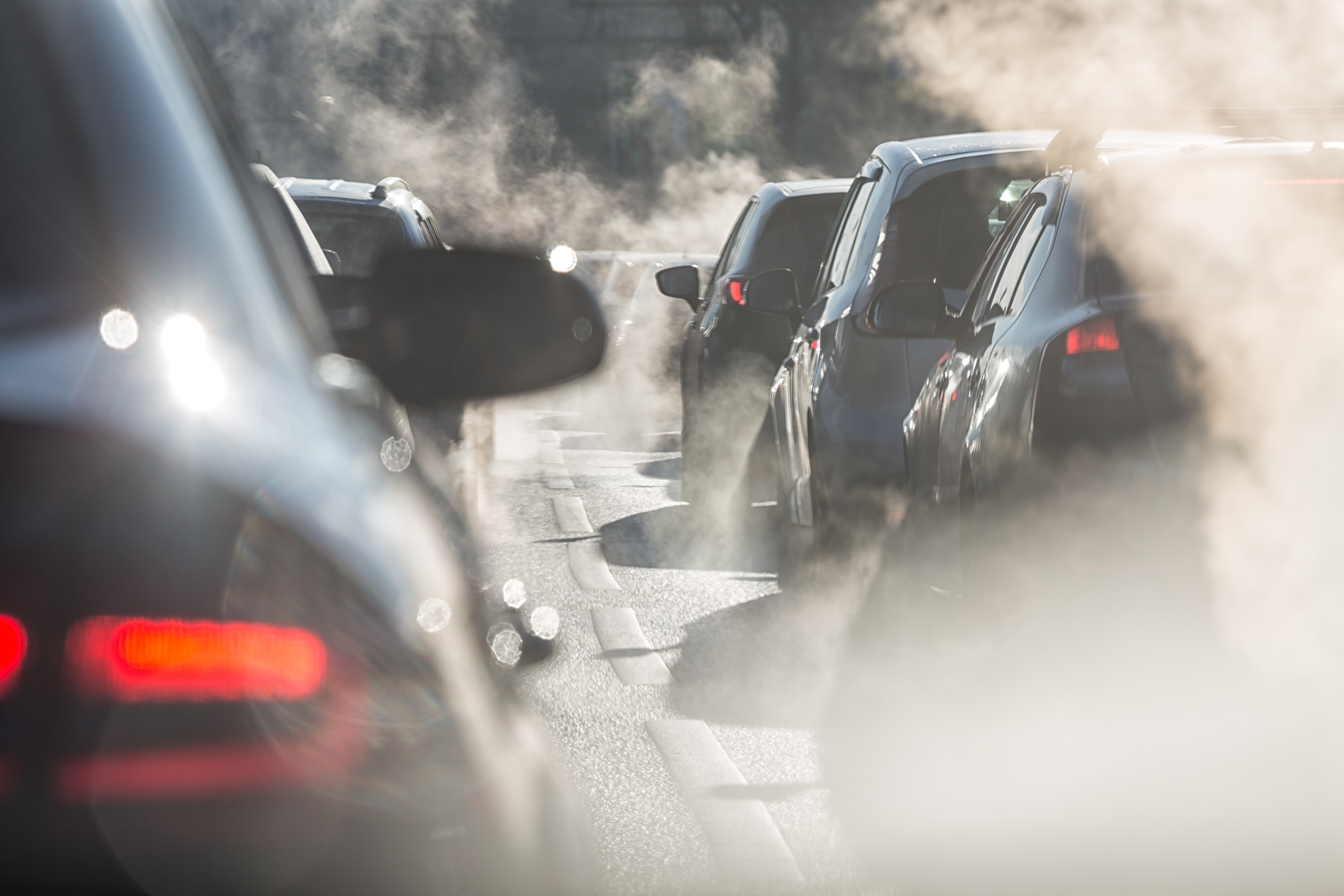 Car exhaust fumes emit damaging particles