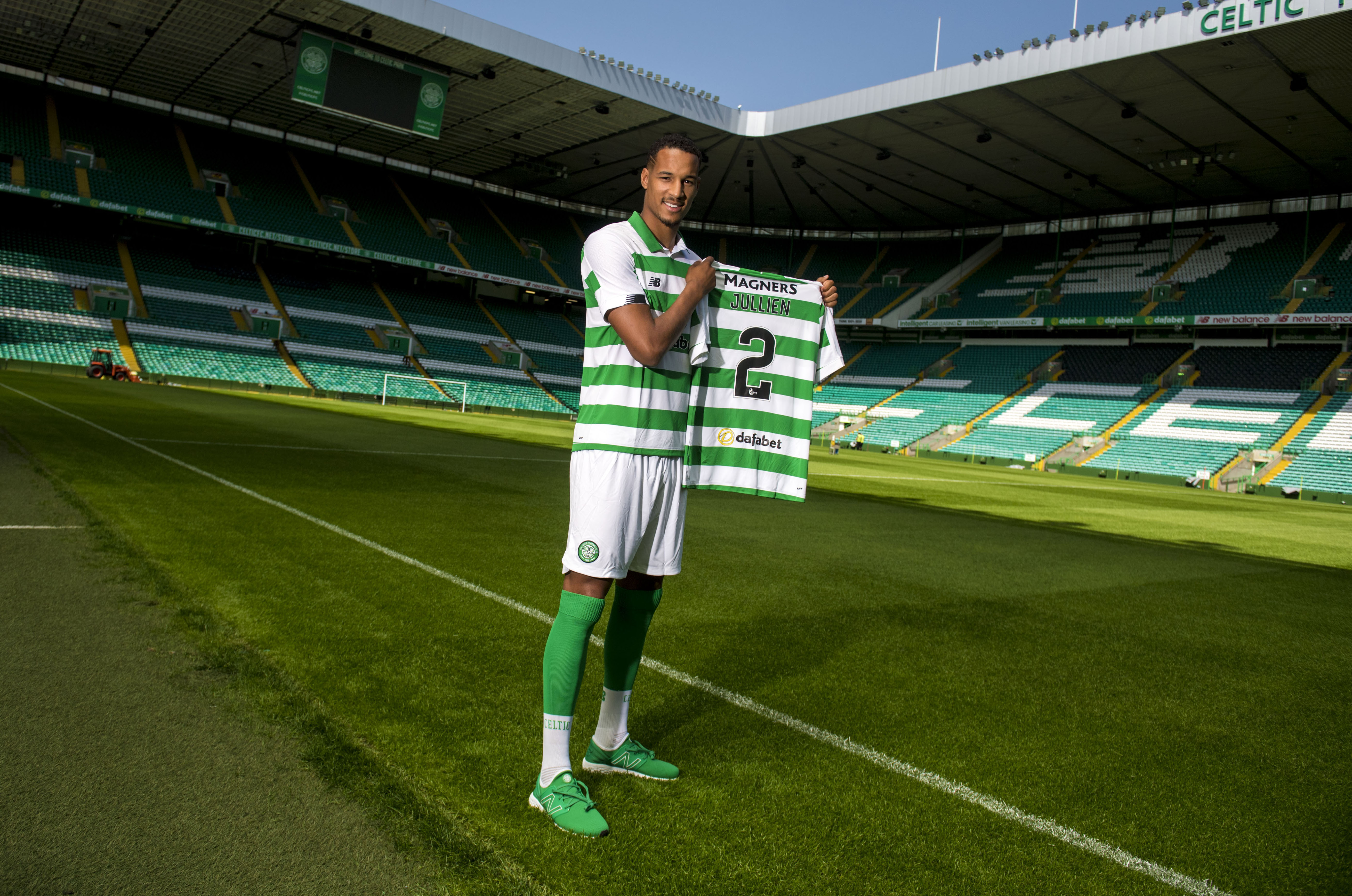 Celtic's new defender Christopher Jullien is unveiled