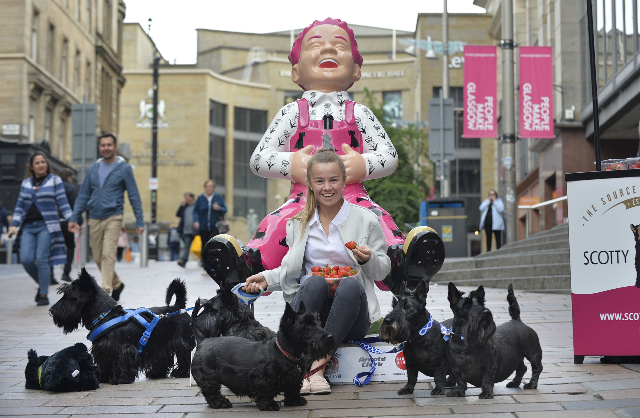 16-year-old Jessica Thain poses with the Scottie dogs and Oor Wullie