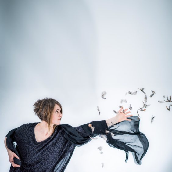 Karine Polwart with Steven Polwart and Inge Thomson– Laws of Motion