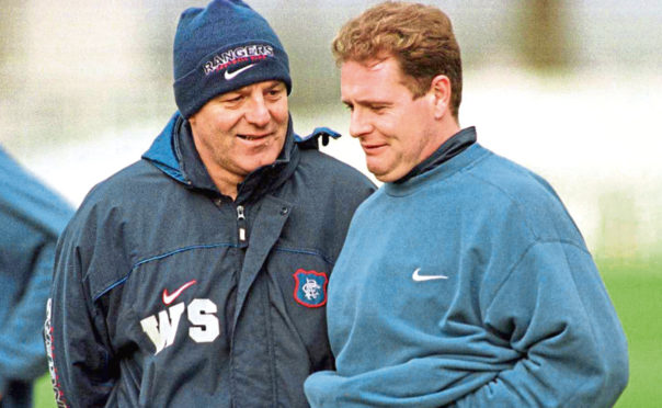Rangers manager Walter Smith (left) chats to Paul Gascoigne at training, 1998