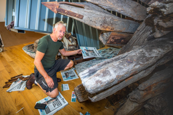 Sculptor David Mach working on Odyssey