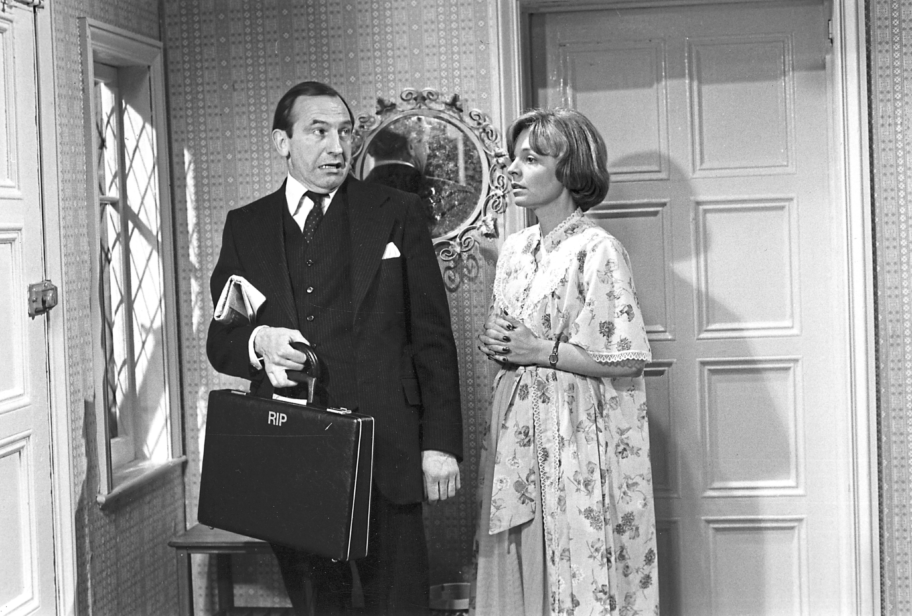 Reggie Perrin (Leonard Rossiter) with long-suffering wife Elizabeth (Pauline Yates)