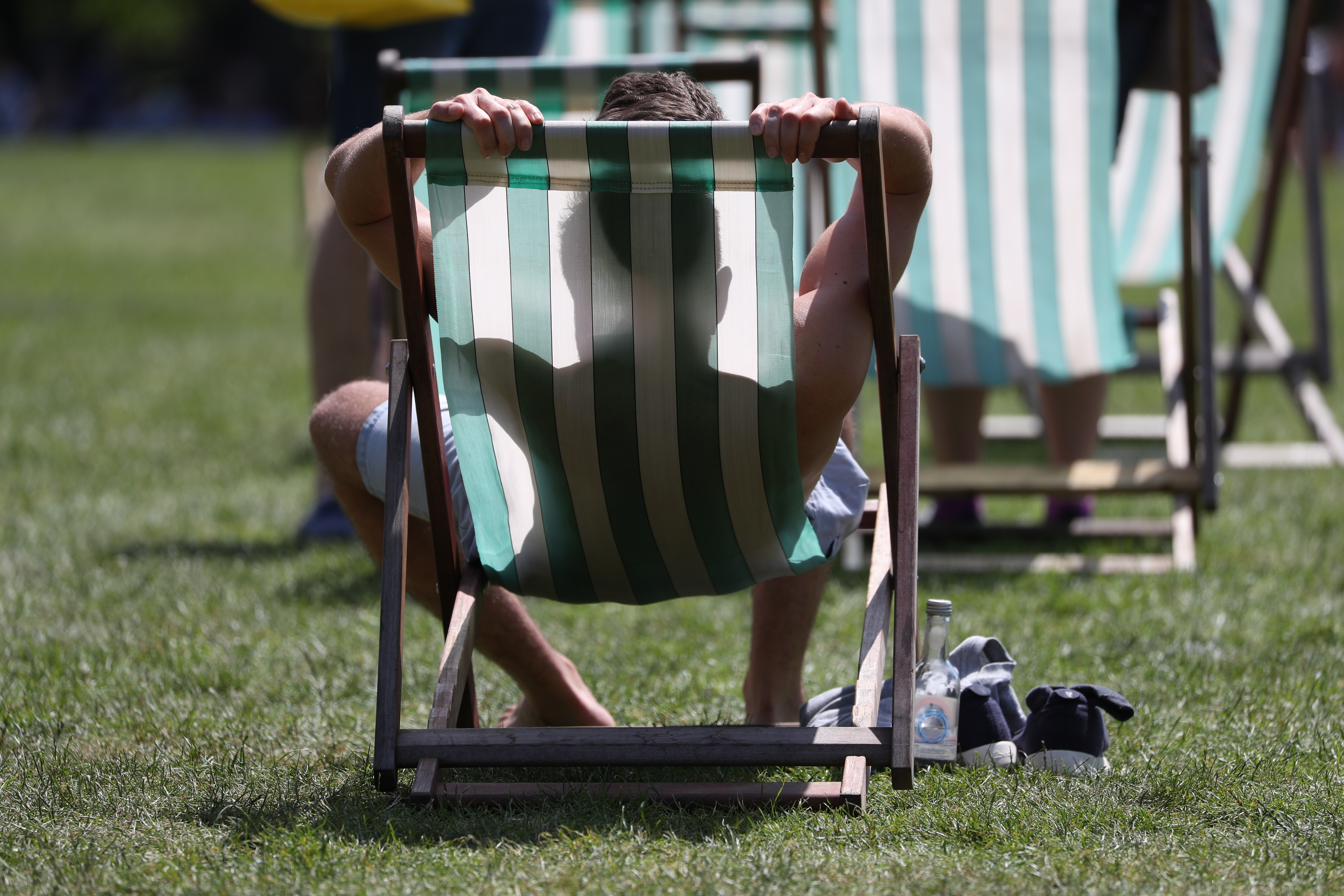 Next year is set to be another of the warmest on record, the Met Office has forecast.