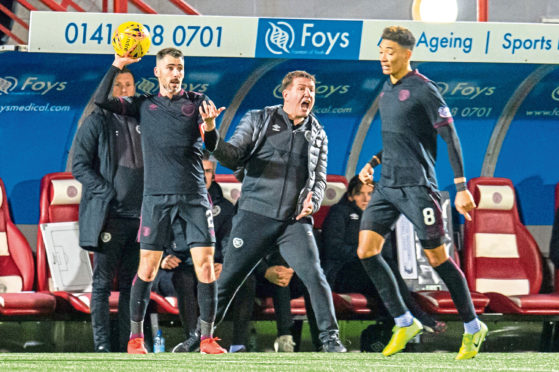 Daniel Stendel screams at his players from the touchline