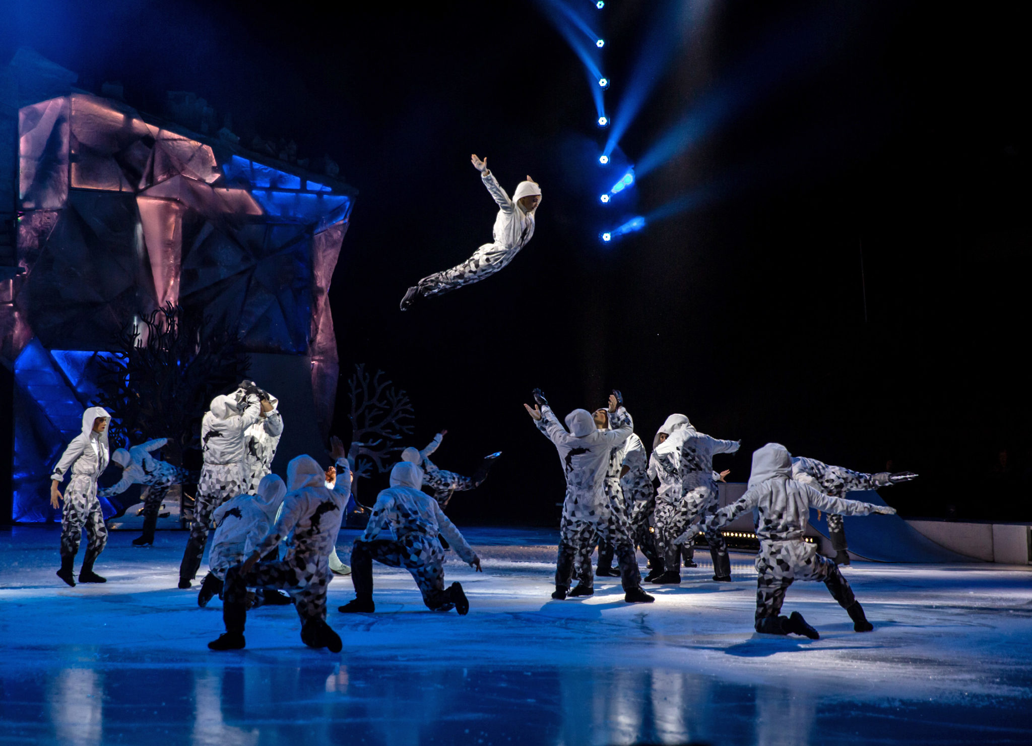 REVIEW Chills and thrills as Cirque du Soleil CRYSTAL comes to town