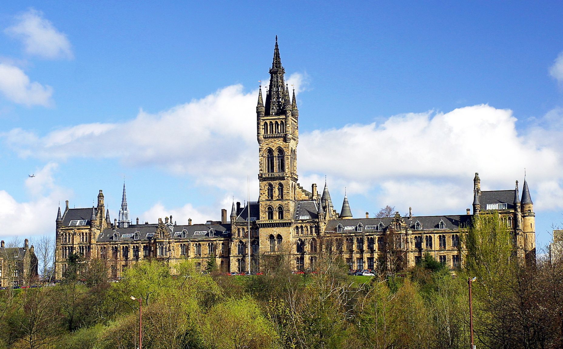 Scotland university. Университет Глазго Великобритания. Университет Глазго 1451. Университет города Глазго в 18 века в Шотландии. Университет Глазго 1723 год Шотландия.