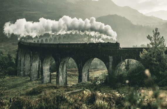 The Jacobite crosses Glenfinnan Viaduct