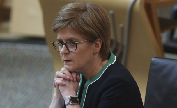 Mesh surgeon disputes Nicola Sturgeon’s claim of contract offer