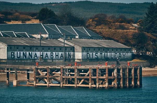 Bunnahabhain distillery on Islay