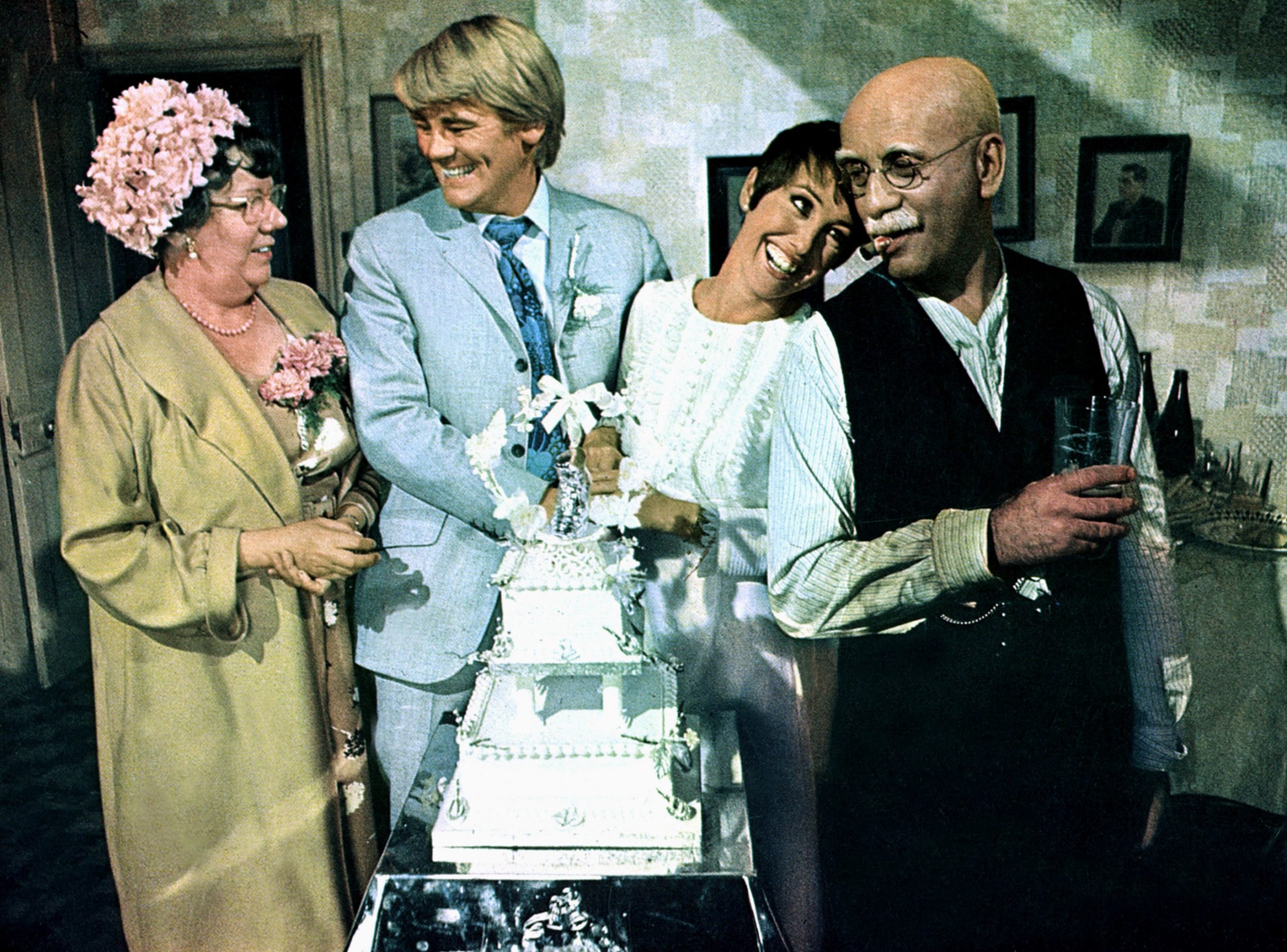 Dandy Nichols, Anthony Booth, Una Stubbs and Warren Mitchell as Alf Garnett in the highly controversial Till Death Us Do Part
