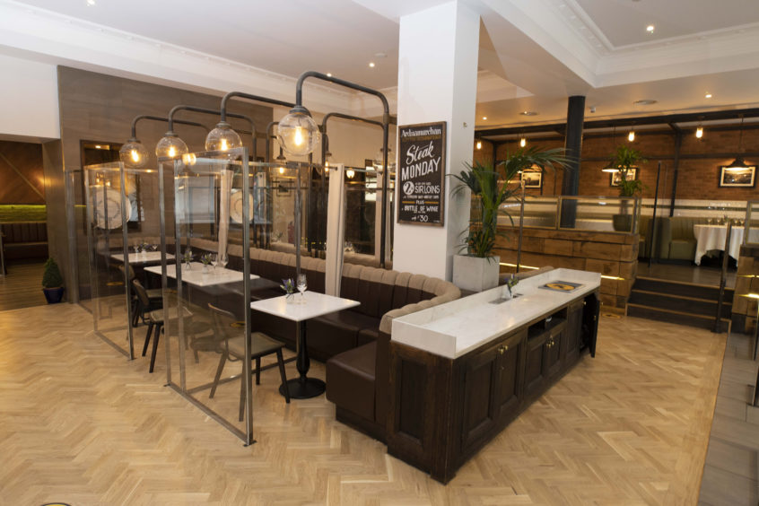 are restaurants open in scotland are restaurants open in scotland
