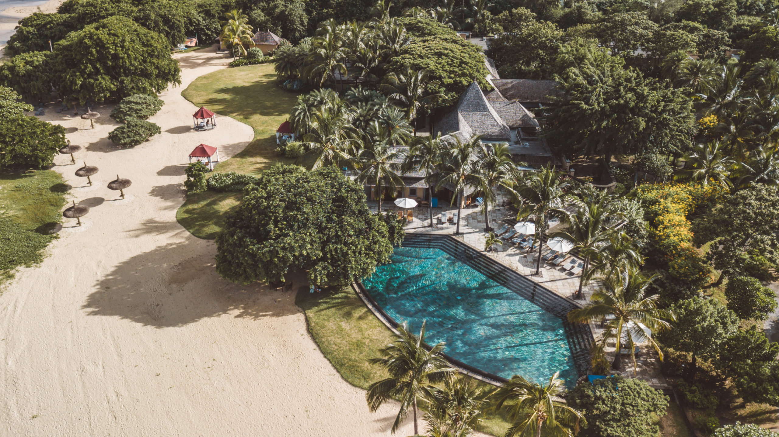 A bird’s eye view 
of the sunkissed Mauritian resort