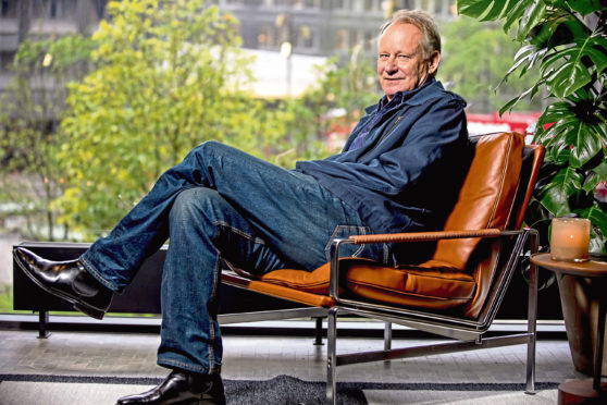 Stellan Skarsgård.