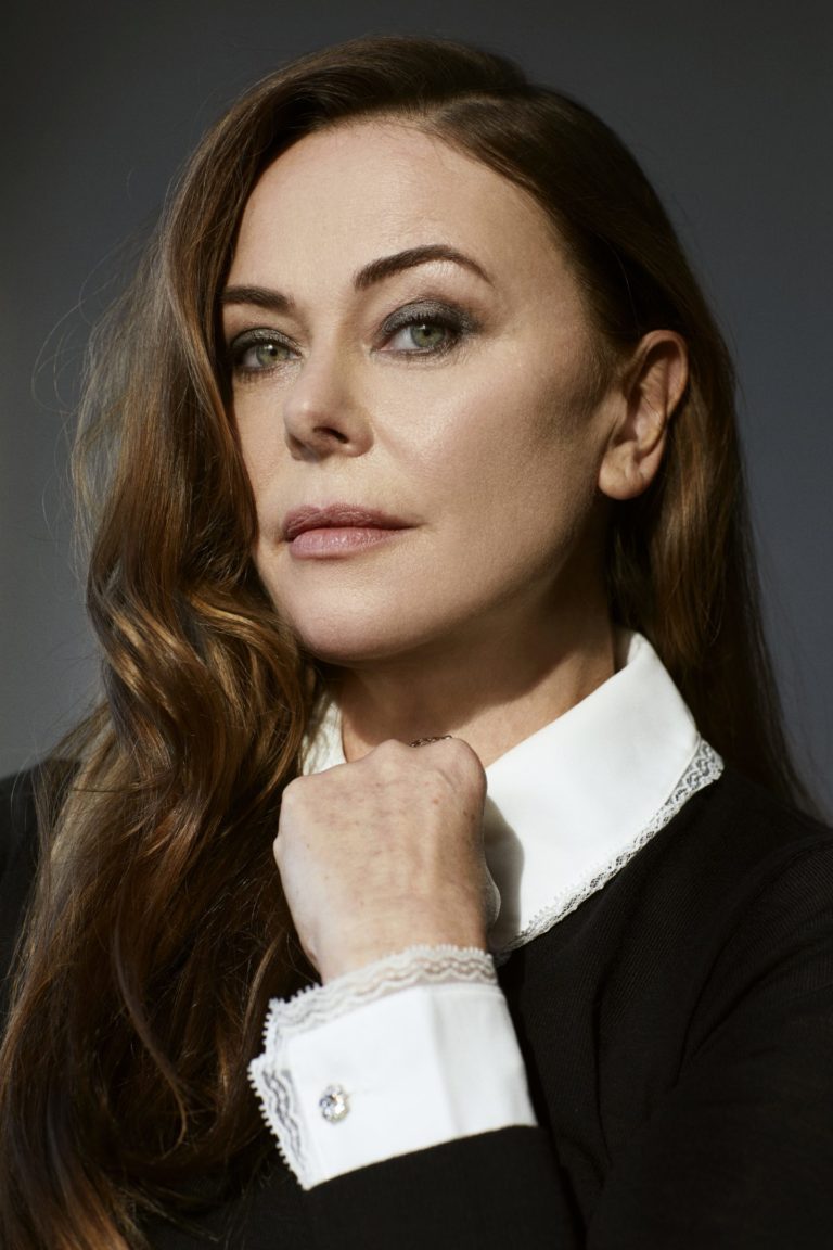 Interview Bridgerton Star Polly Walker On The Appeal Of Playing A Scheming Aristocrat The