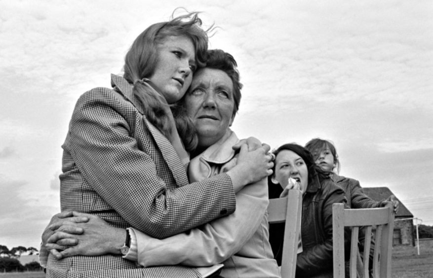 Mother and daughter in Heather And Mam, 1979