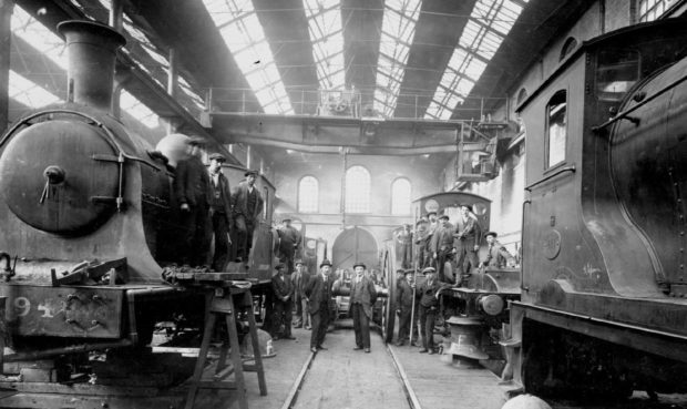 Workers in 1921 at the renowned Caley rail depot, which operated in Springburn for over 150 years