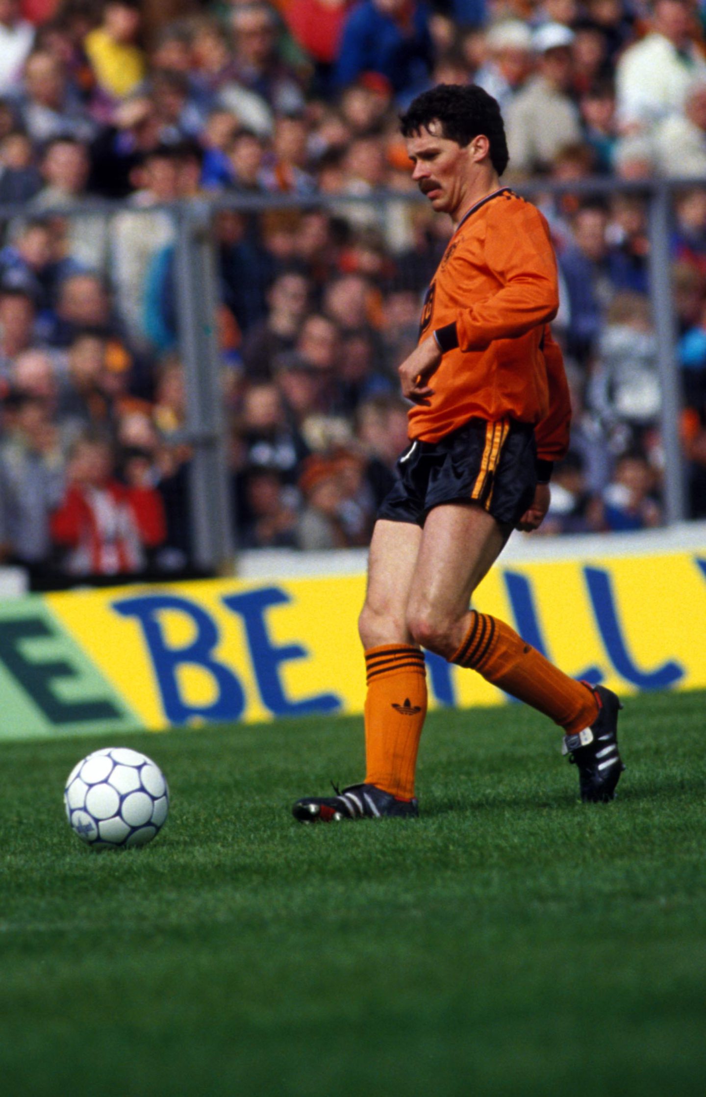 John Holt in action for Dundee United against St Mirren in 1987 Scottish Cup Final.