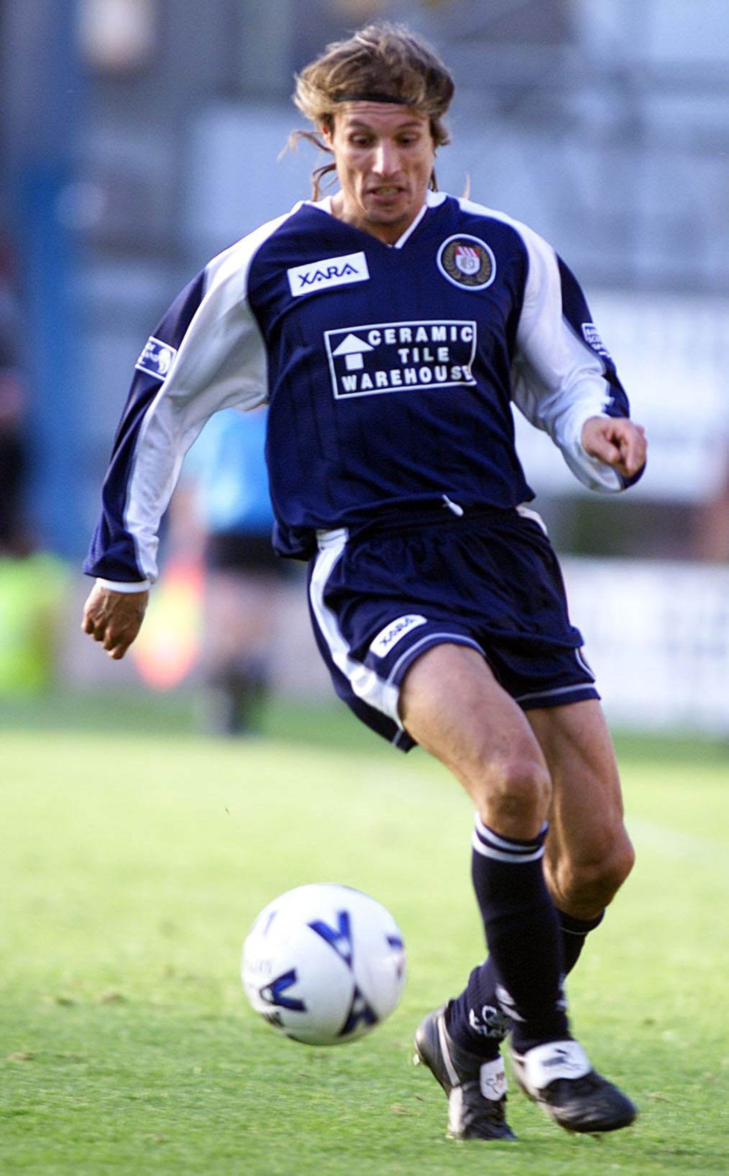 Claudio Caniggia in action for Dundee.