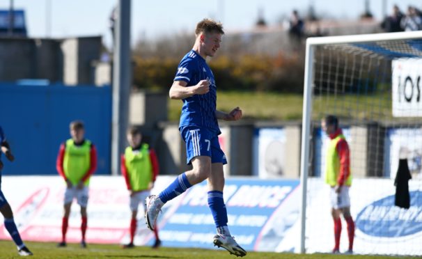 Peterhead midfielder Hamish Ritchie.