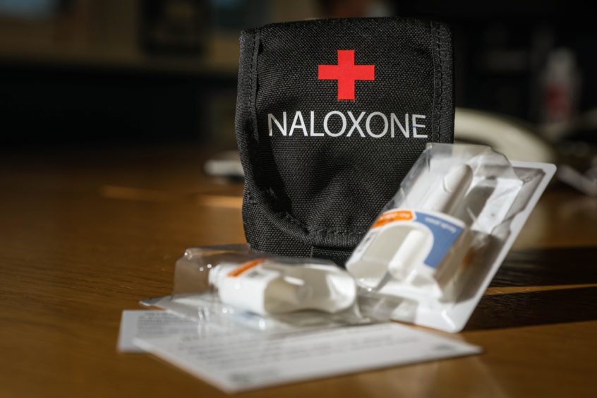 Dundee police Naloxone trial