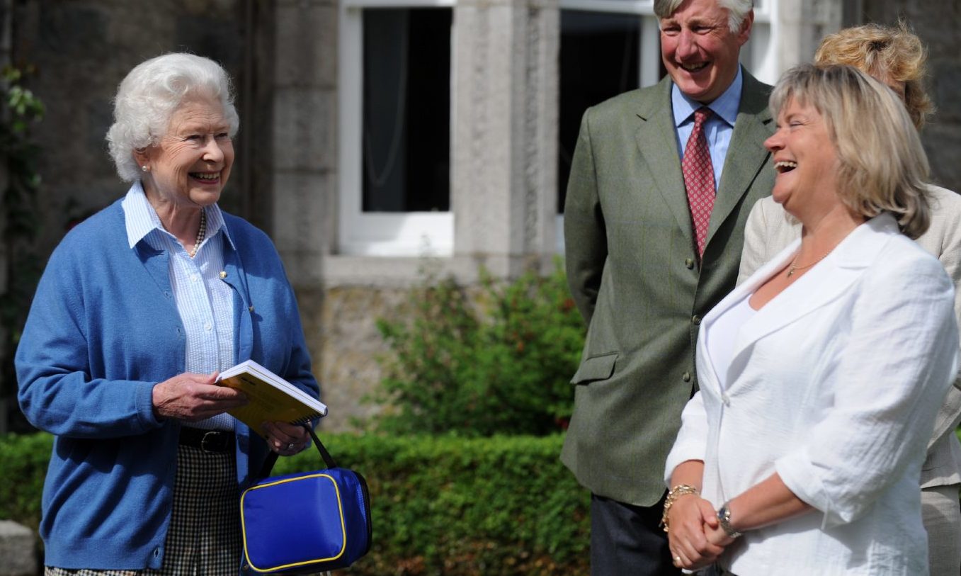 The Queen received a Sandpiper Cookbook from Claire Maitland in 2008.