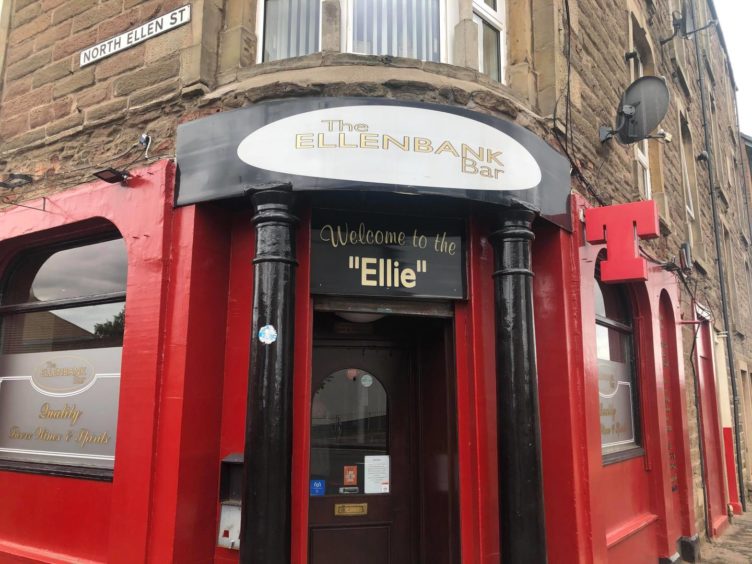 The outside of the Ellenbank Bar pictured in 2021. Image: DC Thomson.