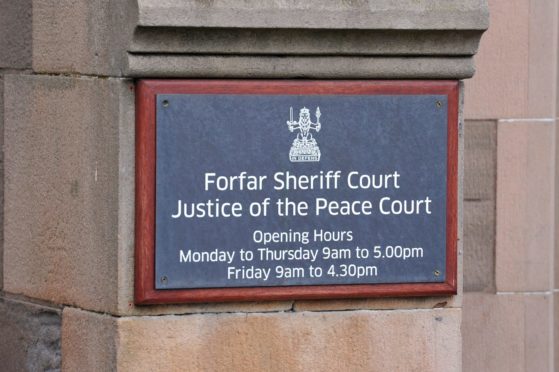 Forfar Sheriff Court sign