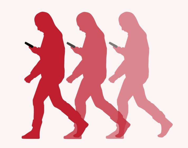 Drawing of criminals using mobile phones
