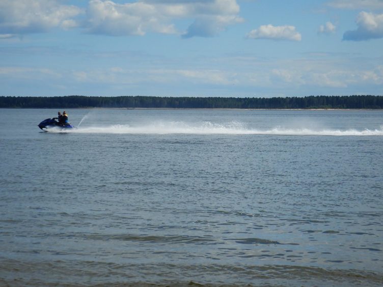 jet-skiers Broughty Ferry