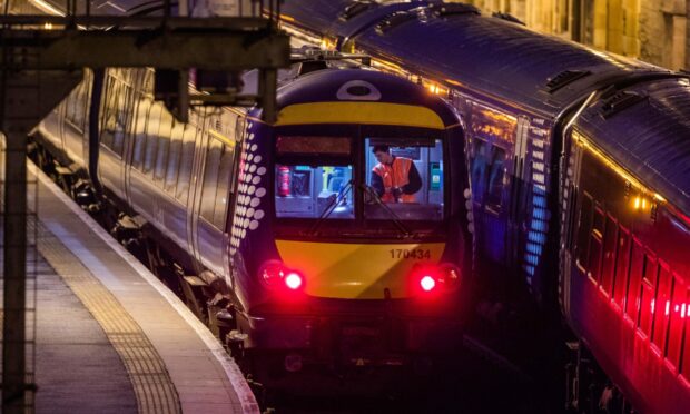 perth train