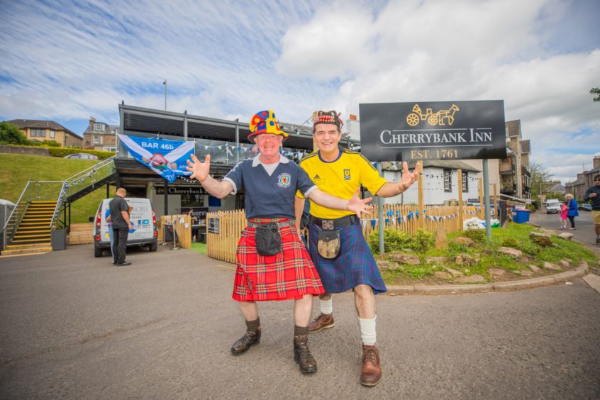 Colin O'Hara, left, and Thomas Paterson get ready to cheer Scotland on.